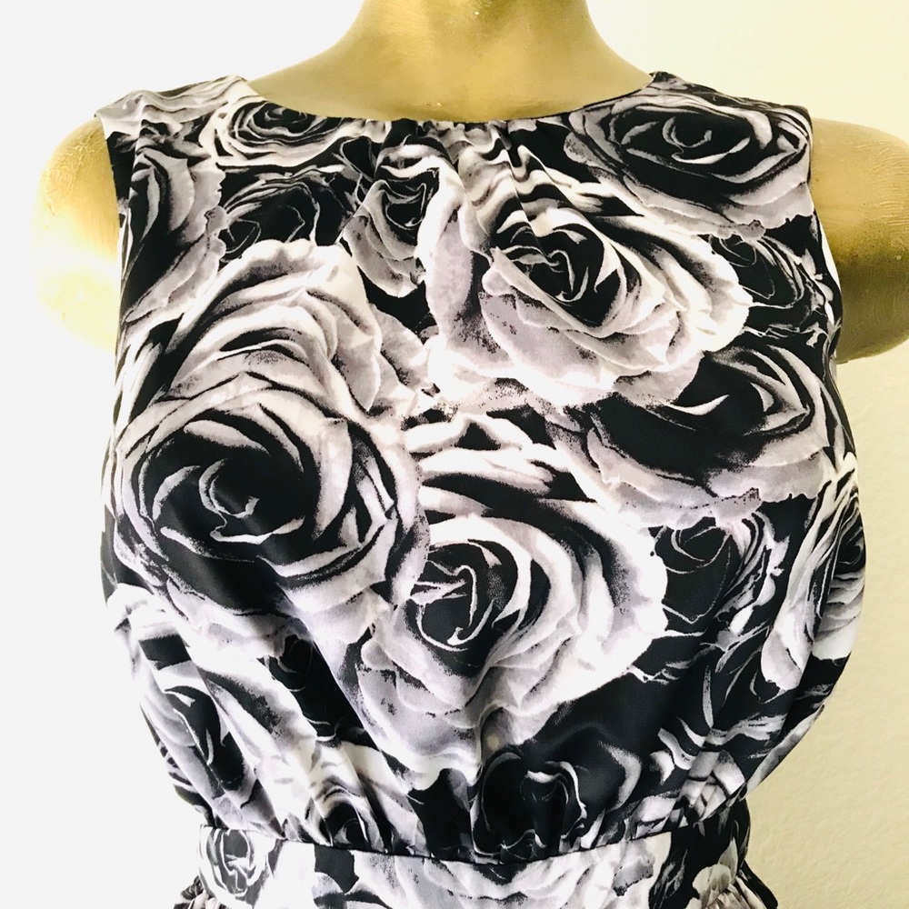 KATE YOUNG for Target ROSE Ruffle DRESS Size 2 - Picture 8 of 13